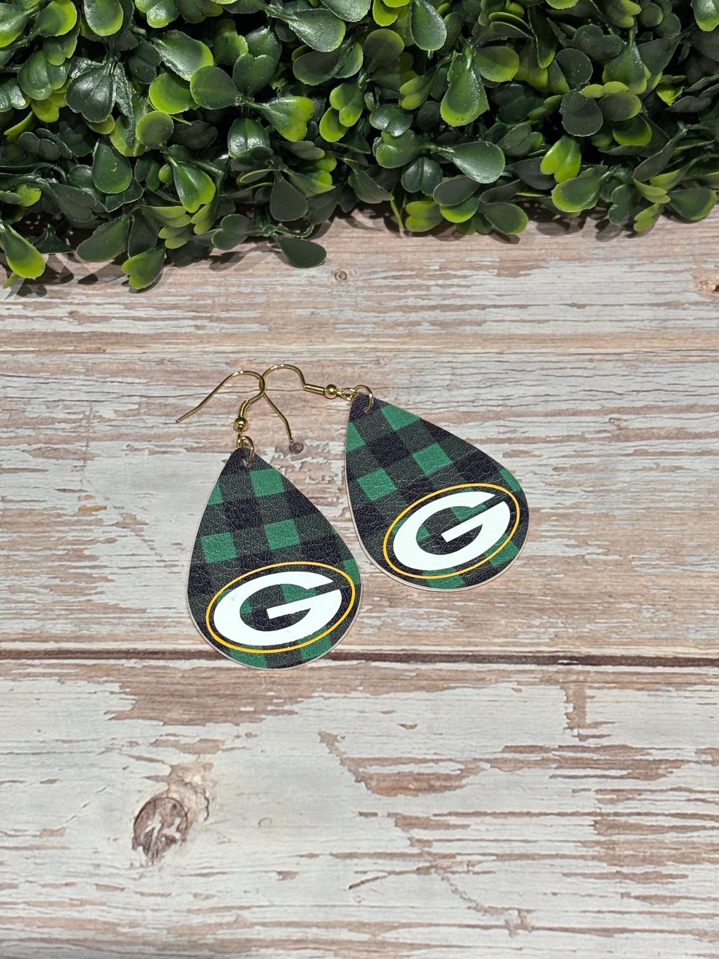 GB Buffalo Plaid Tear Drop Earrings, Pack Earrings